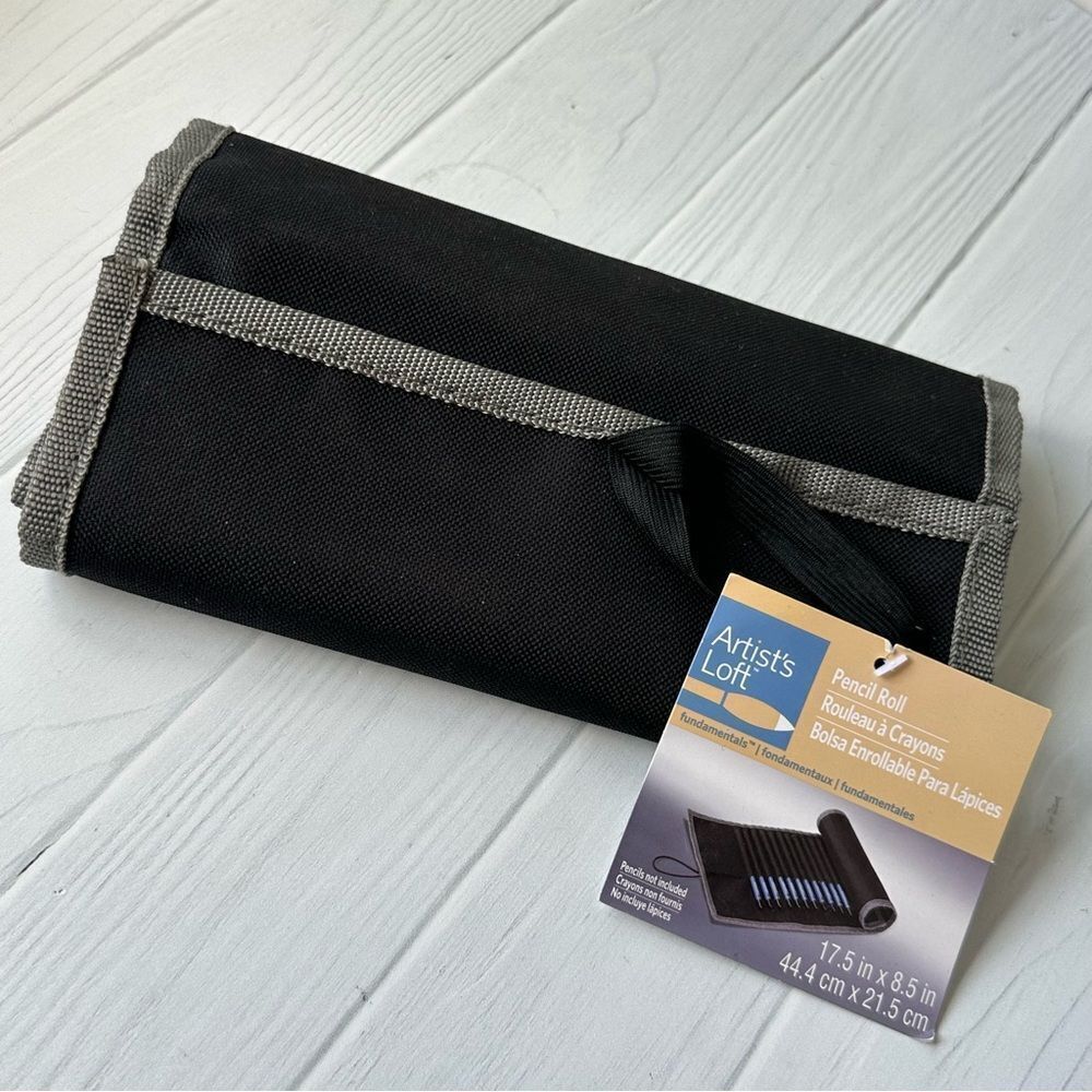 NWT Pencil Roll Black Storage Holder Artist Loft  17.5” x 8.5”